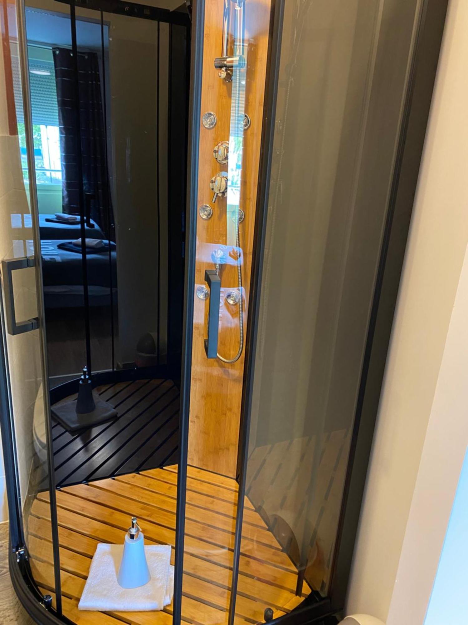 Hotel Le Saint Amand 外观 照片